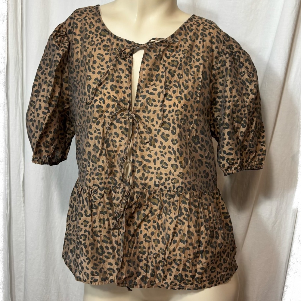 American Eagle Outfitters women’s medium leopard bow tie front blouse top